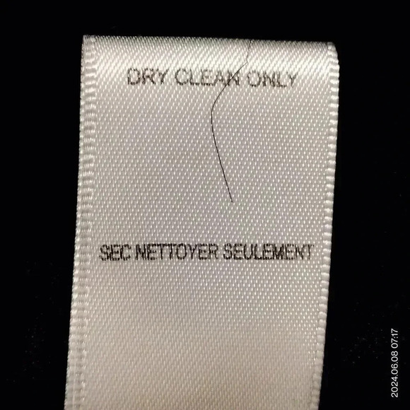 Rebecca Taylor Size Sm/Med Black Eyelet Center Back zipper silk lined skirt - Picture 7 of 10